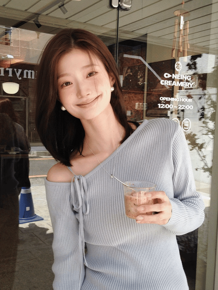 BIRTHDAY UNBALANCE RIBBON OFF-SHOULDER KNIT - 5 COLORS