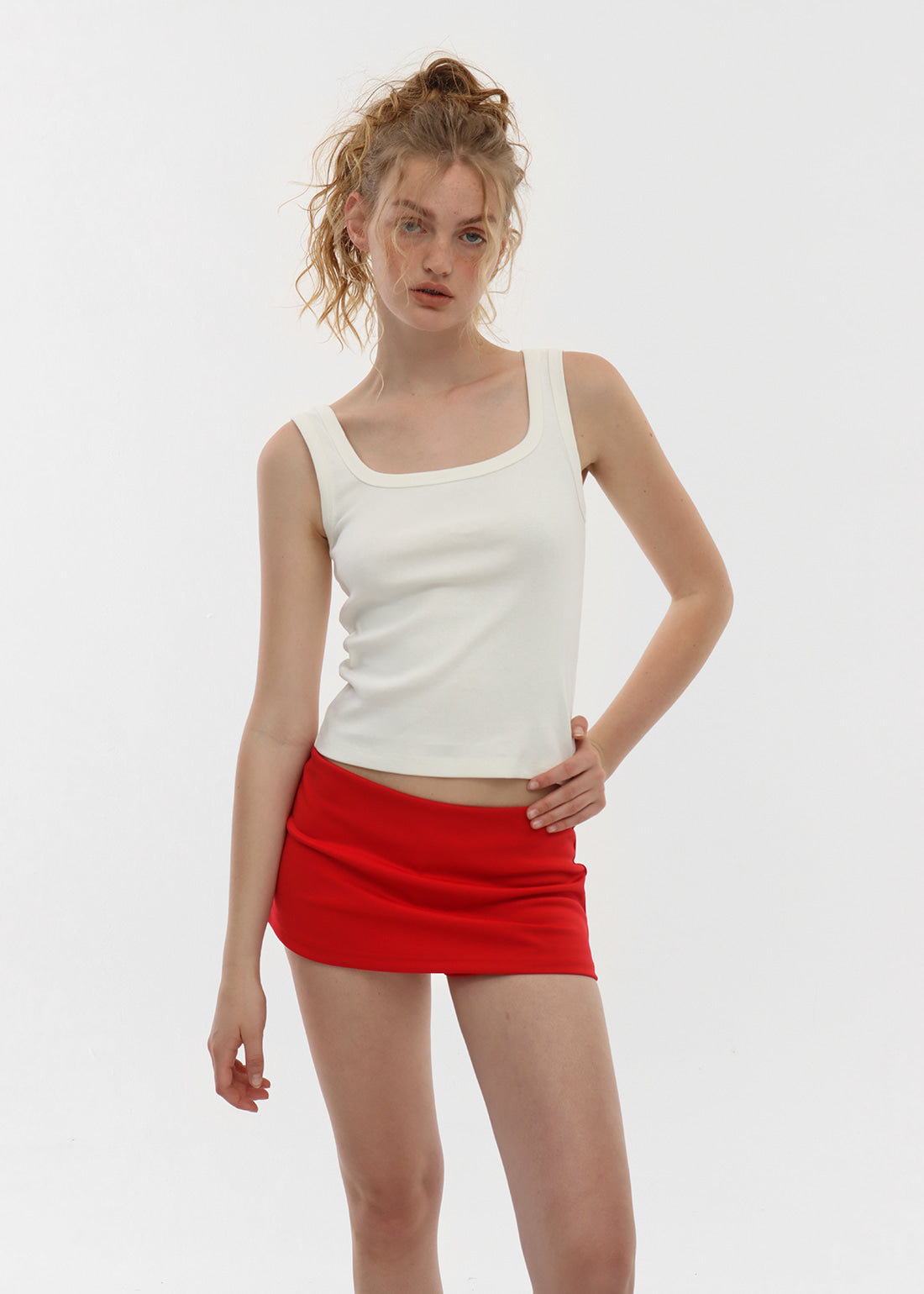 STANDARD WIDE SQUARE NECK TANK 6