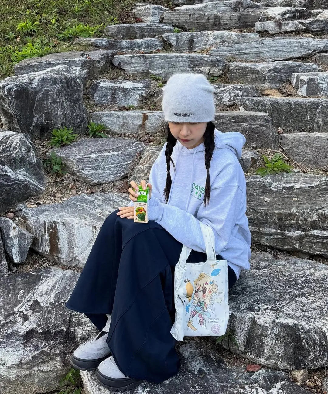 PLUR HOODIE LIGHT GREY