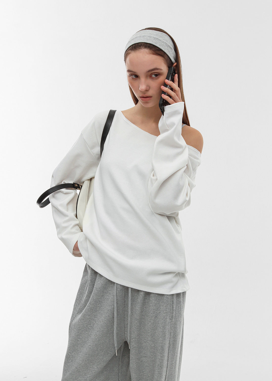 AIR SWEAT OFF-SHOULDER LONG SLEEVE TEE 2