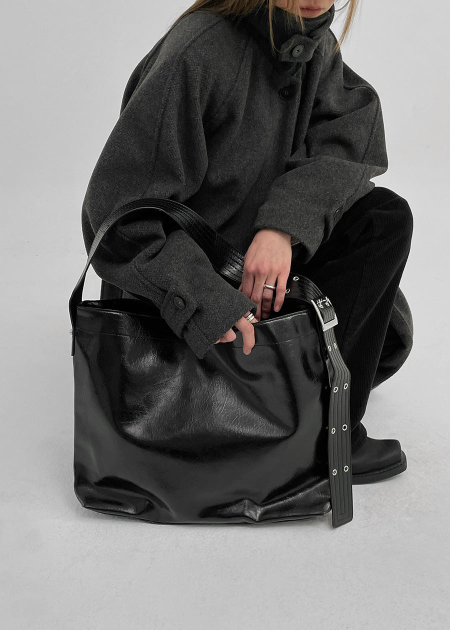 Carving Buckle Shoulder Bag