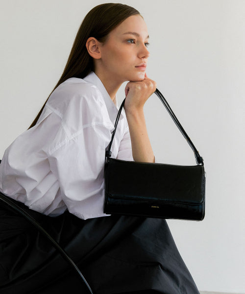 BUTTER BAG CLASSIC · BUTTER