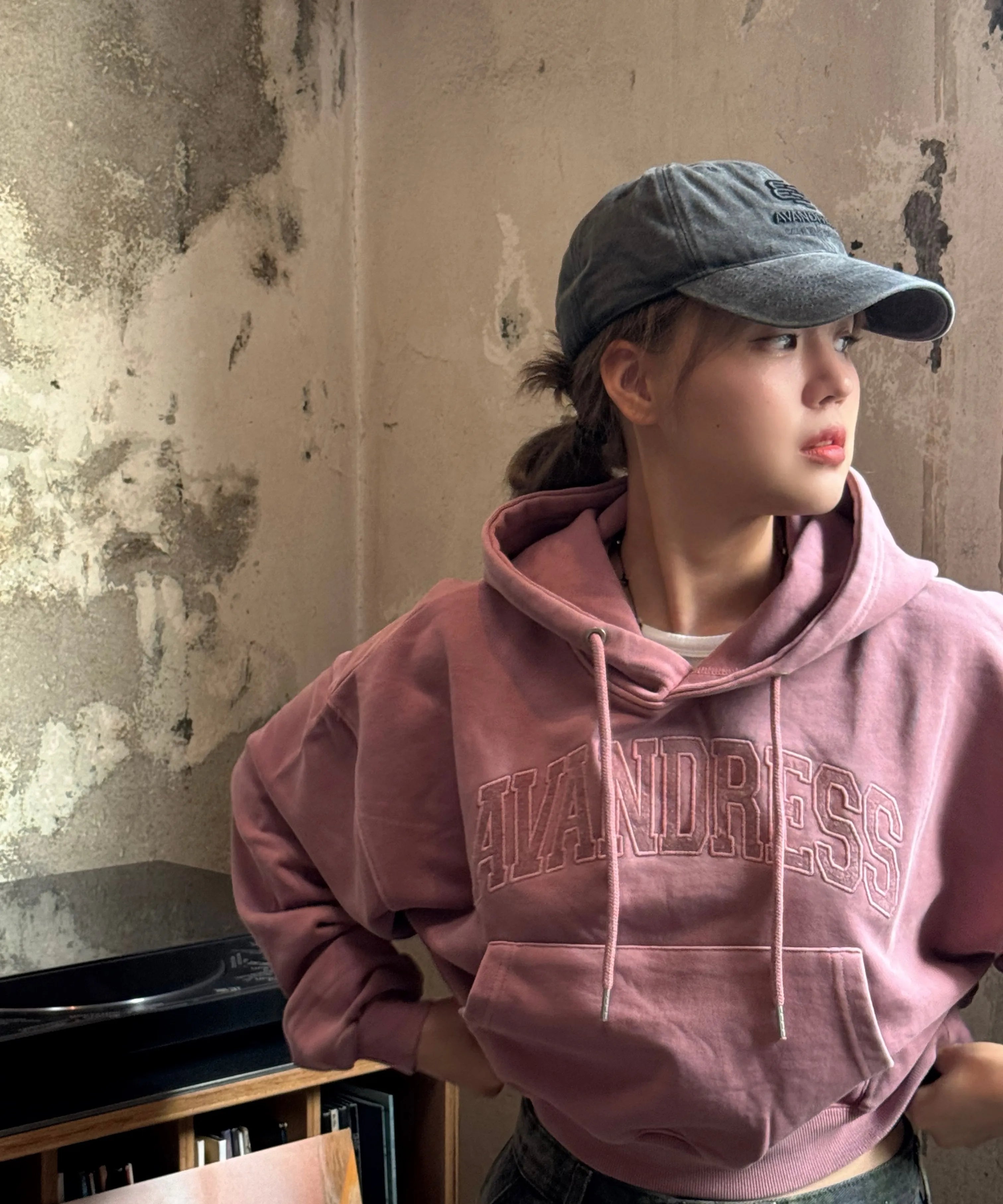 [AVANDRESS] Pigment Felt Crop Hoody - 3COL