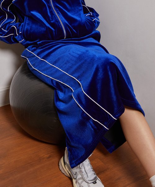 VELVET TRACK LONG SKIRT - 2 COLORS NAVY