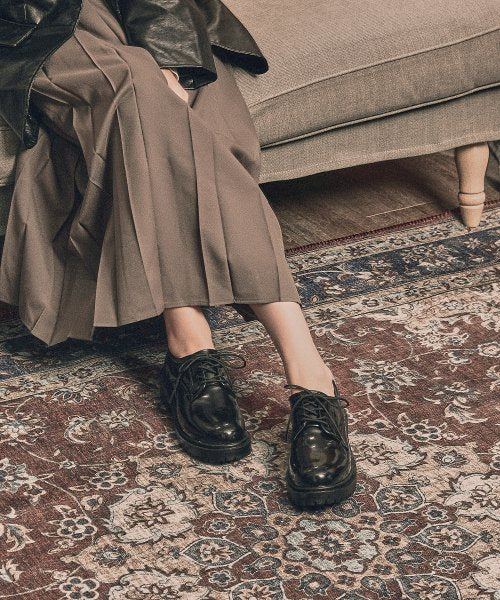 ROUND TOE CHUNKY BLACK