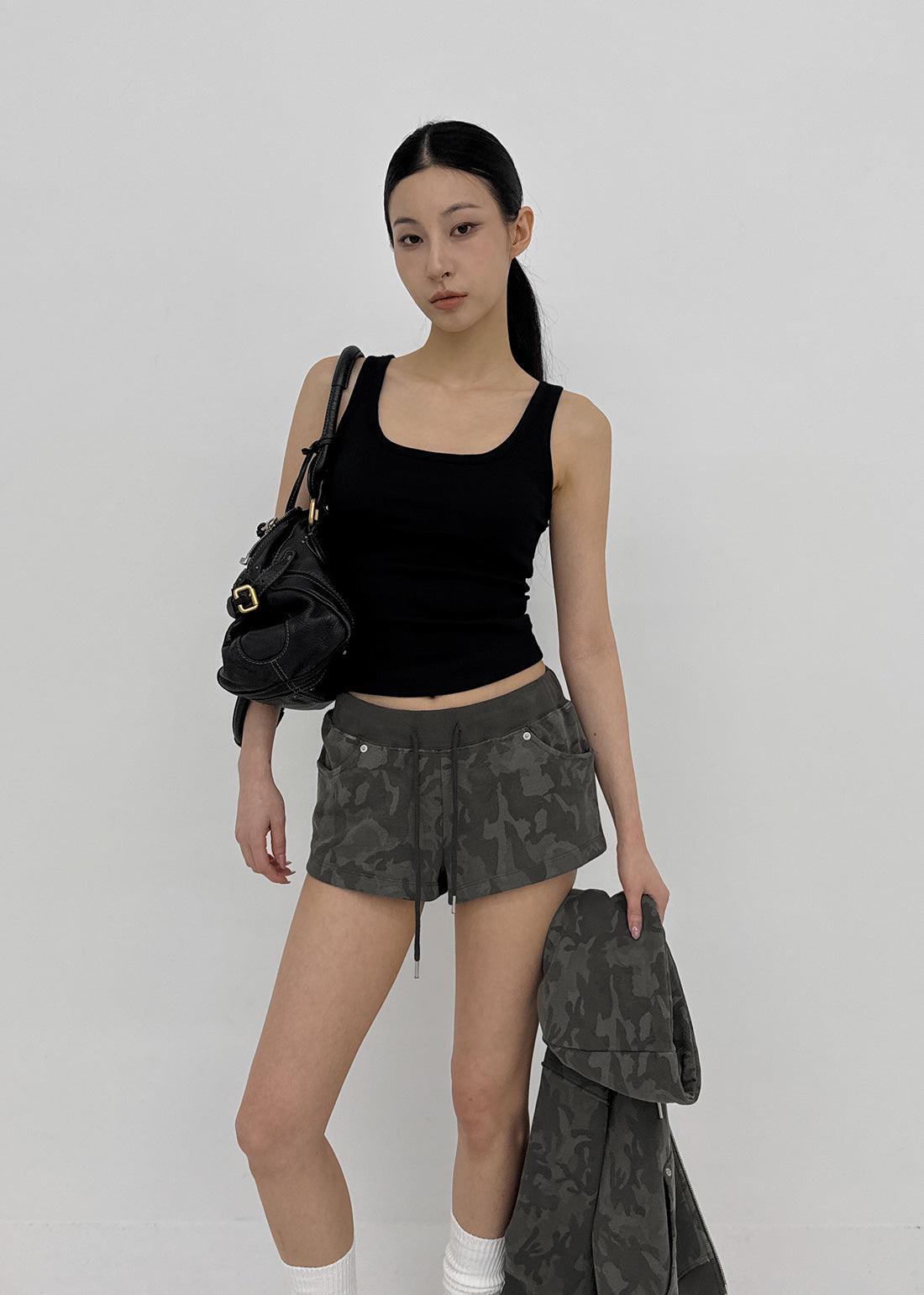 U-NECK RIBBED TANK - 3 COLORS 8