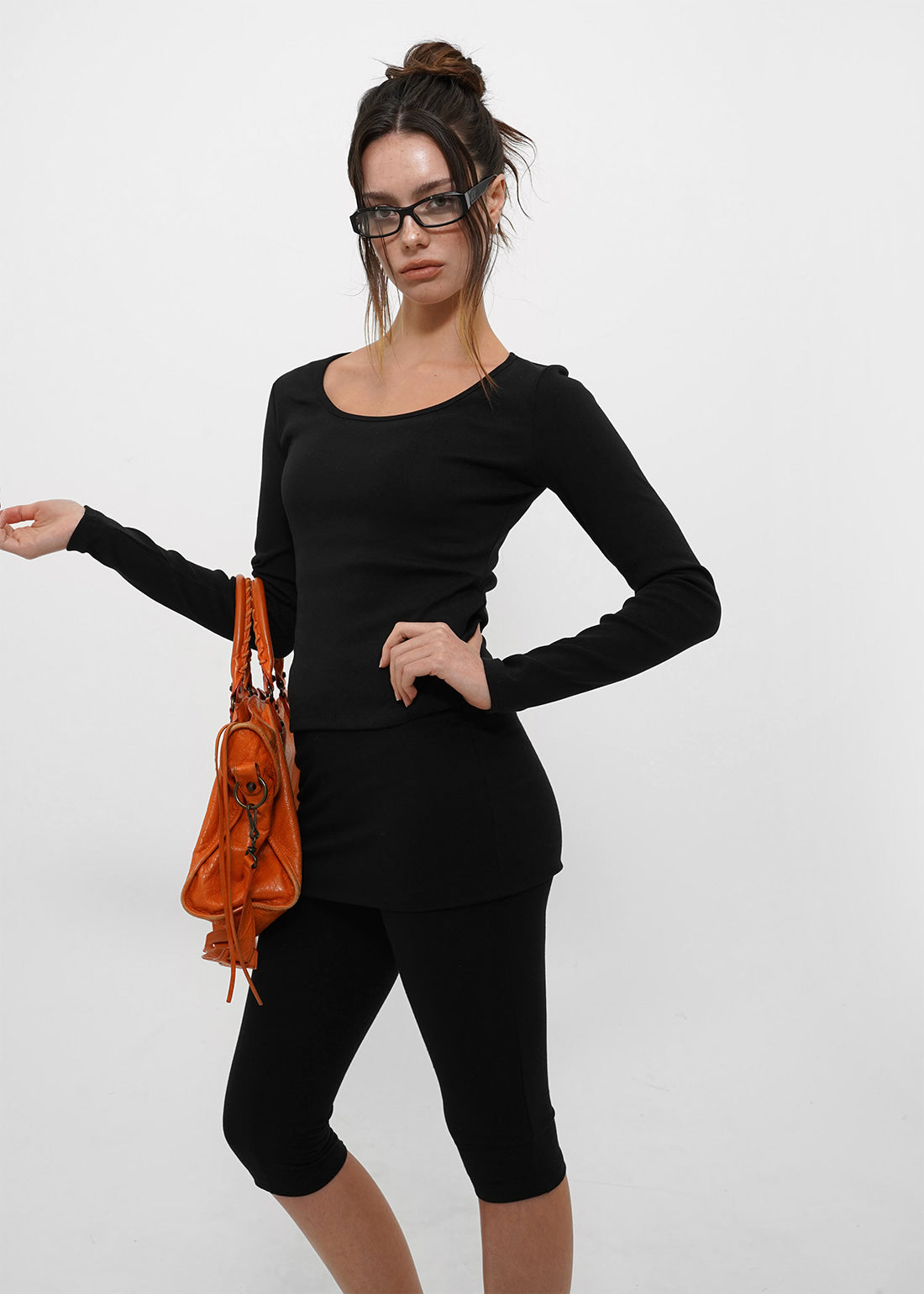 STRETCH STANDARD SLIM U-NECK LONG SLEEVE TEE 8