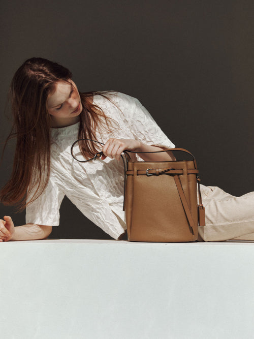 RIKI BUCKET BAG AS SHOWN