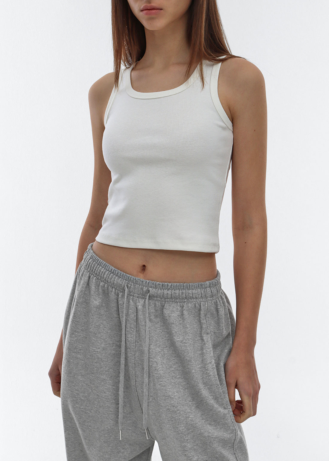STANDARD U-NECK CROP TANK 1