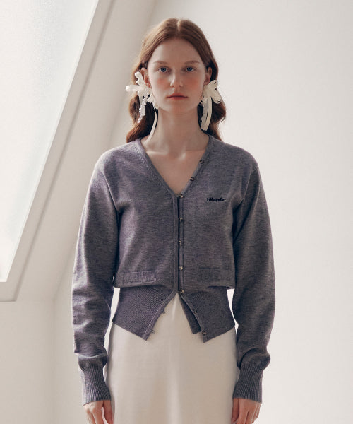 V NECK LOGO BUTTON CARDIGAN - 3 COLORS GREY