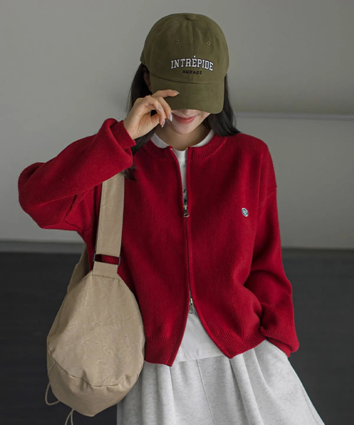 EGG EMBROIDERY TWO-WAY KNIT ZIP-UP CARDIGAN