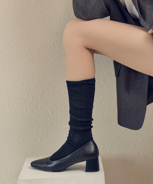 MIDDLE HEEL PUMPS BLACK