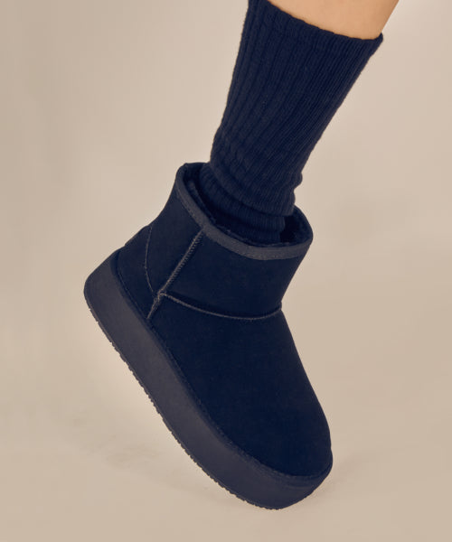 PLATFORM BOOTS BLACK