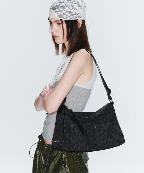 BASH BAG SAND STONE - 2 COLORS BLACK