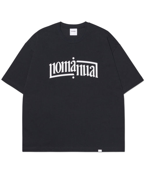 ARCHED TEXT T-SHIRT - BLACK - 2 COLORS