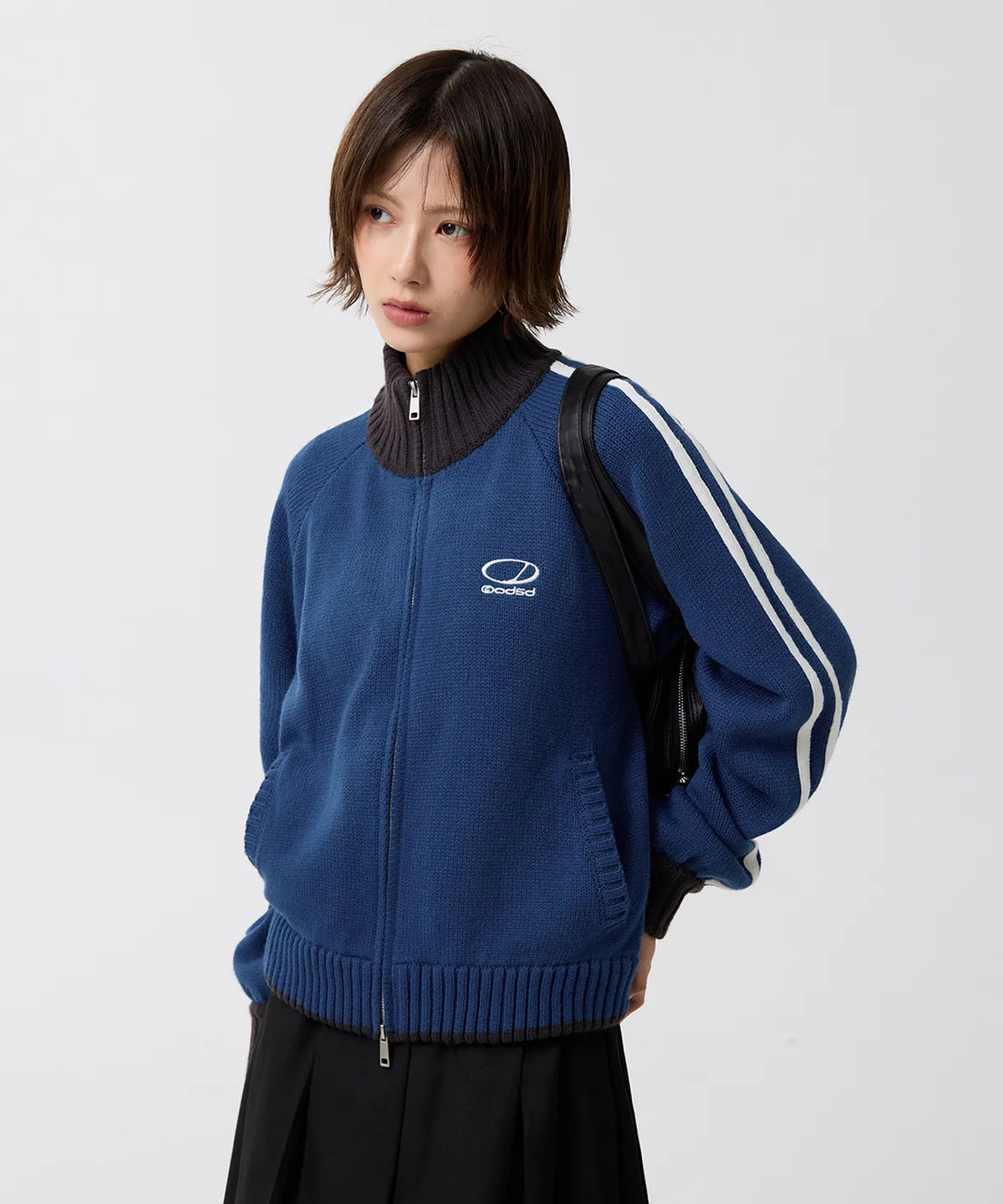 SPORTY TRACK SEMI-CROP KNIT ZIP-UP - BLUE