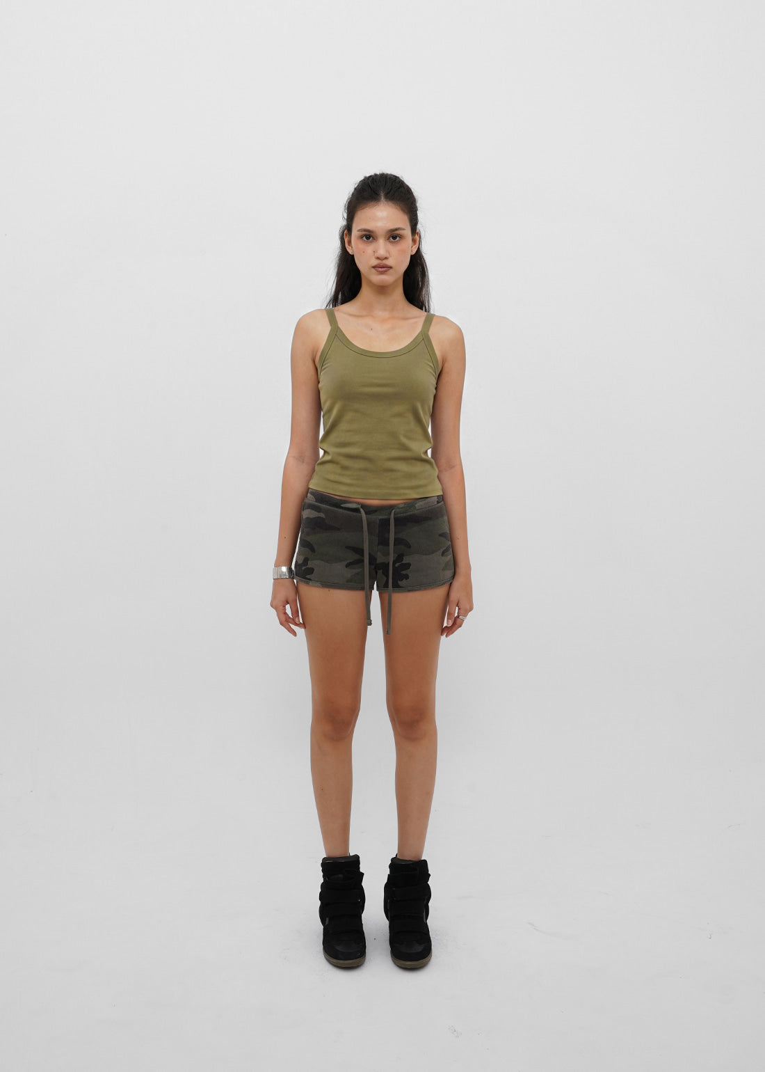 STANDARD WIDE U-NECK TANK 5