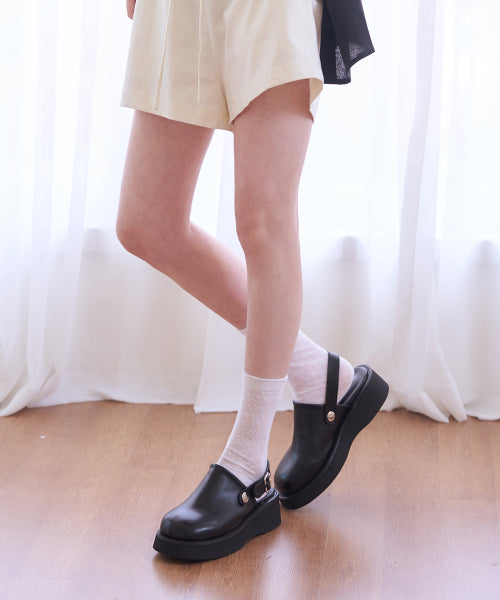 PLATFORM STRAP BLACK