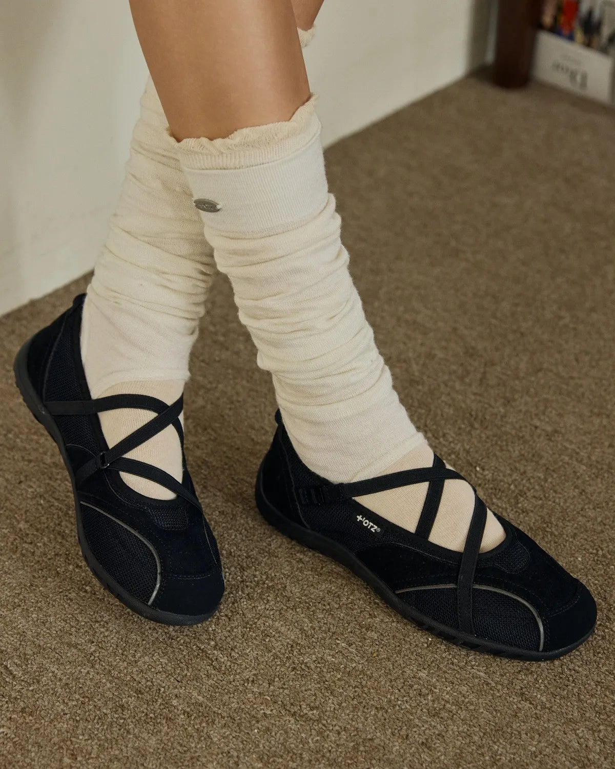 ROMARY BANDING FLAT SNEAKERS - 4 colors