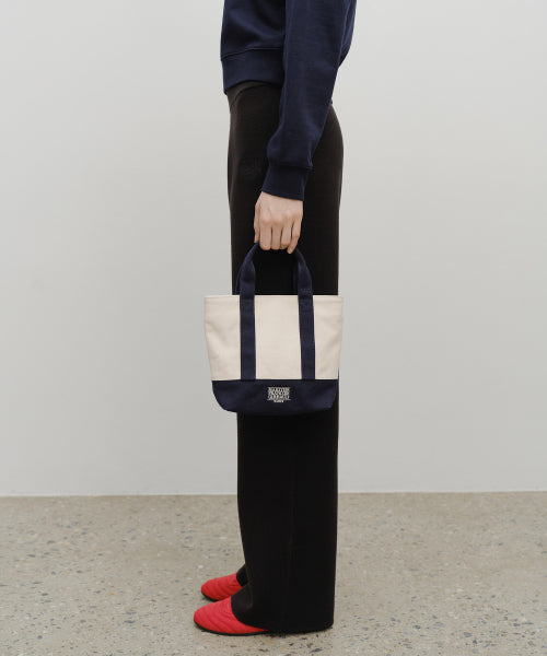 CLASSIC LOGO CANVAS TOTE BAG NATURAL AS SHOWN