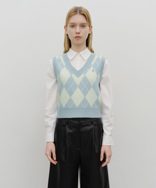 W ARGYLE V NECK KNIT VEST - 2 COLORS SKY BLUE