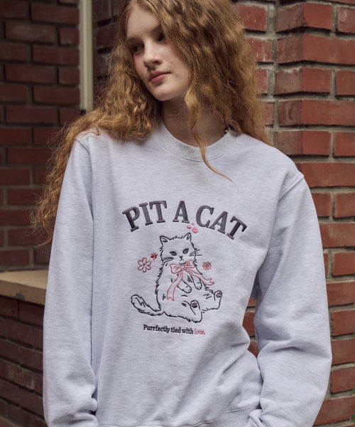 CAT EMBROIDERY SWEATSHIRT - 2 COLORS WHITE