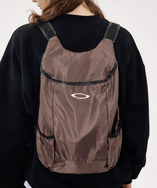 LIGHTWEIGHT SLIM BACKPACK - 2 COLORS BROWN