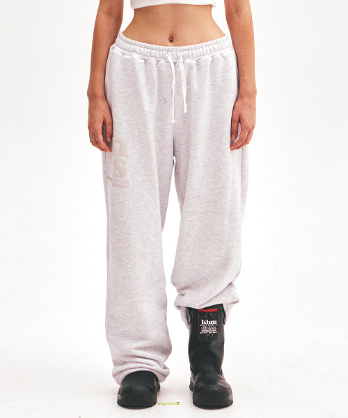 MESSY ALPHA LOGO SWEATPANTS - 3 COLORS GREY