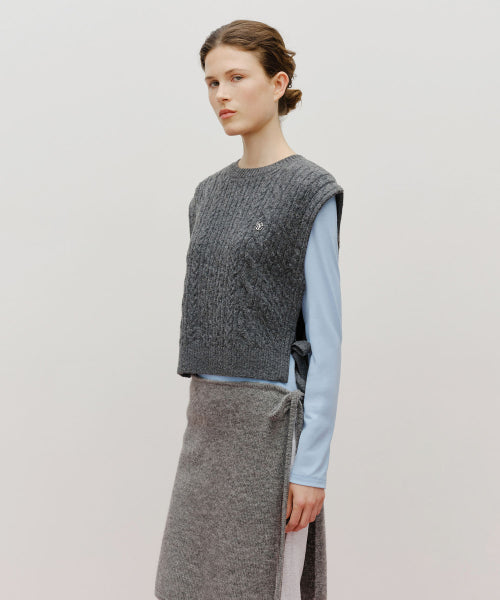W SIDE RIBBON KNIT VEST - 2 COLORS CHARCOAL