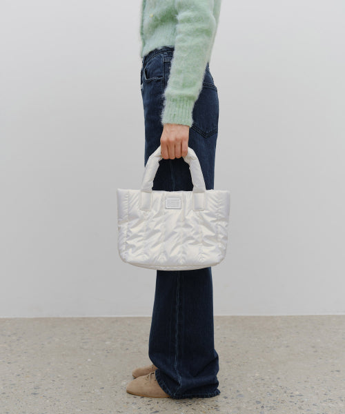 CLASSIC LOGO MATT METALLIC PADDING BAG - 3 COLORS IVORY