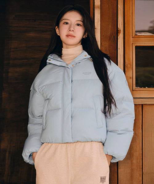 W REGULAR LOGO HOODED CROP DOWN JACKET - 3 COLORS BLUE