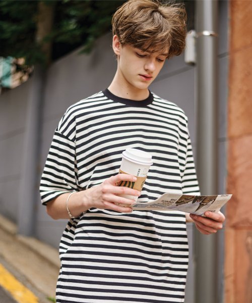 OVERFIT SHORT SLEEVE TEE - 2 COLORS BLACK