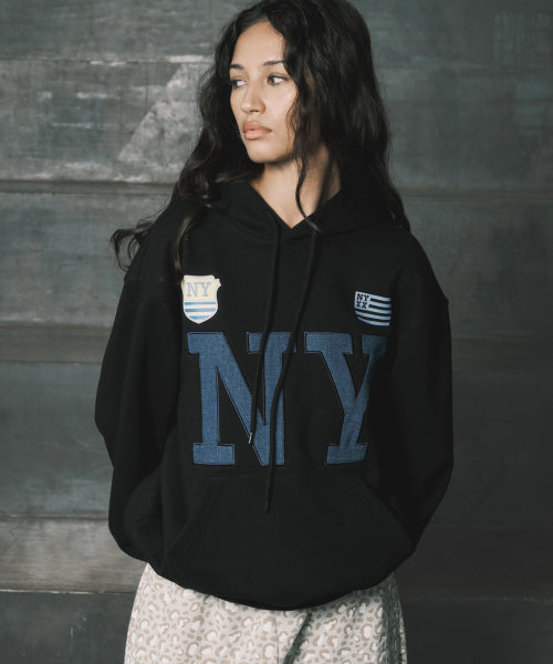 NY APLIQUE HOODIE BROWN - 2 COLORS