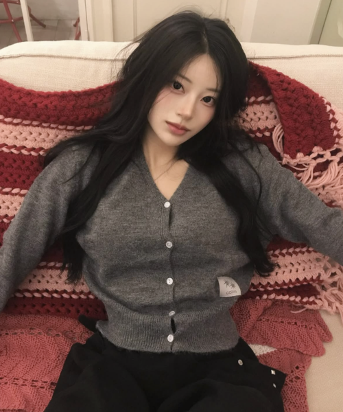 V-NECK KNIT CARDIGAN - 2 COLORS BLACK