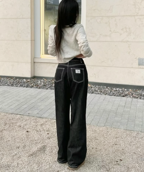 TEE WHITE TEE WIDE PANTS BLACK