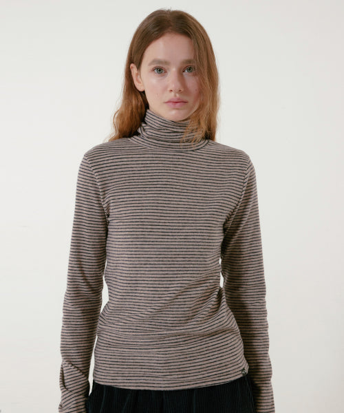 STRIPE TURTLENECK BROWN