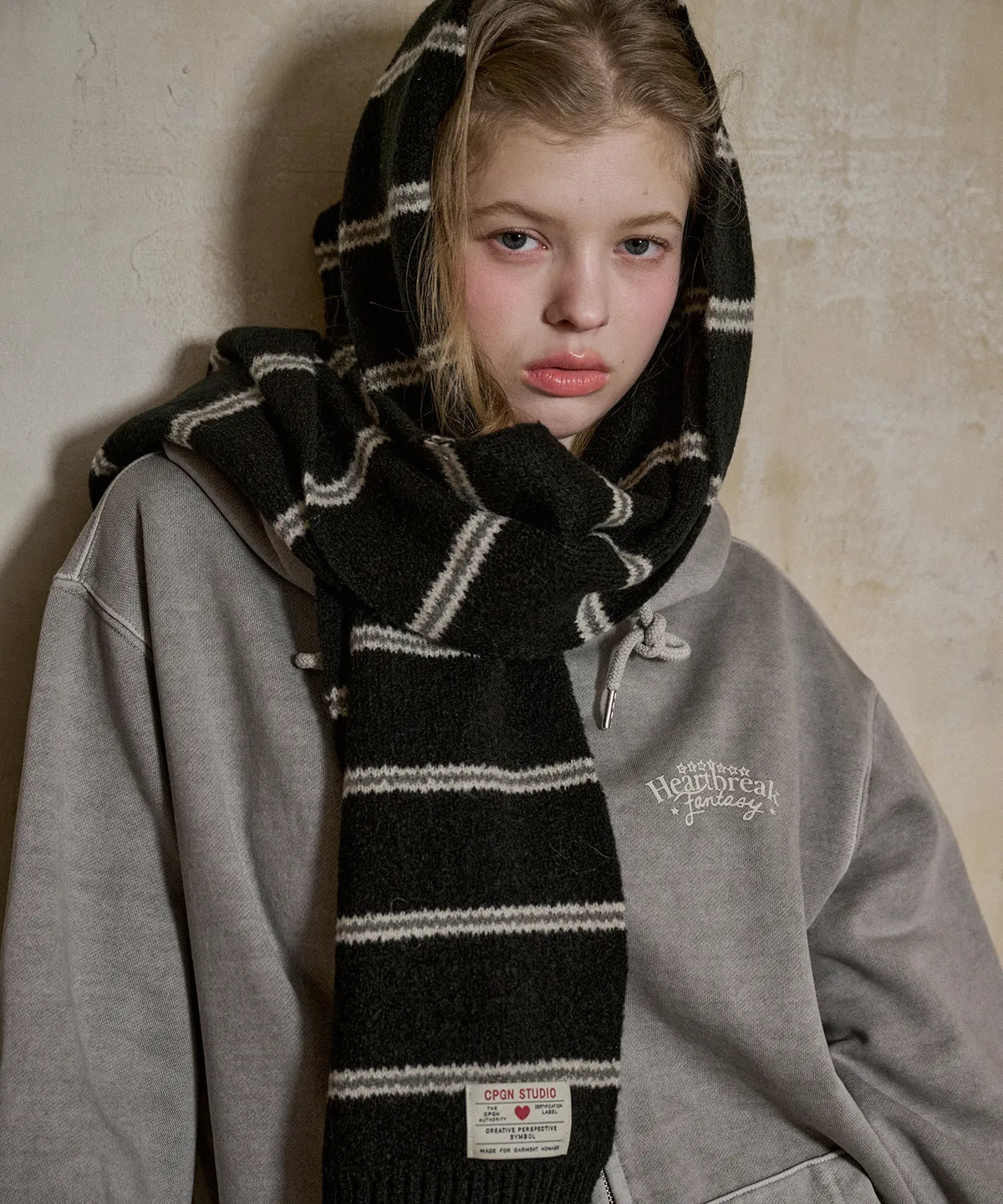 Coco Stripe Muffler Black