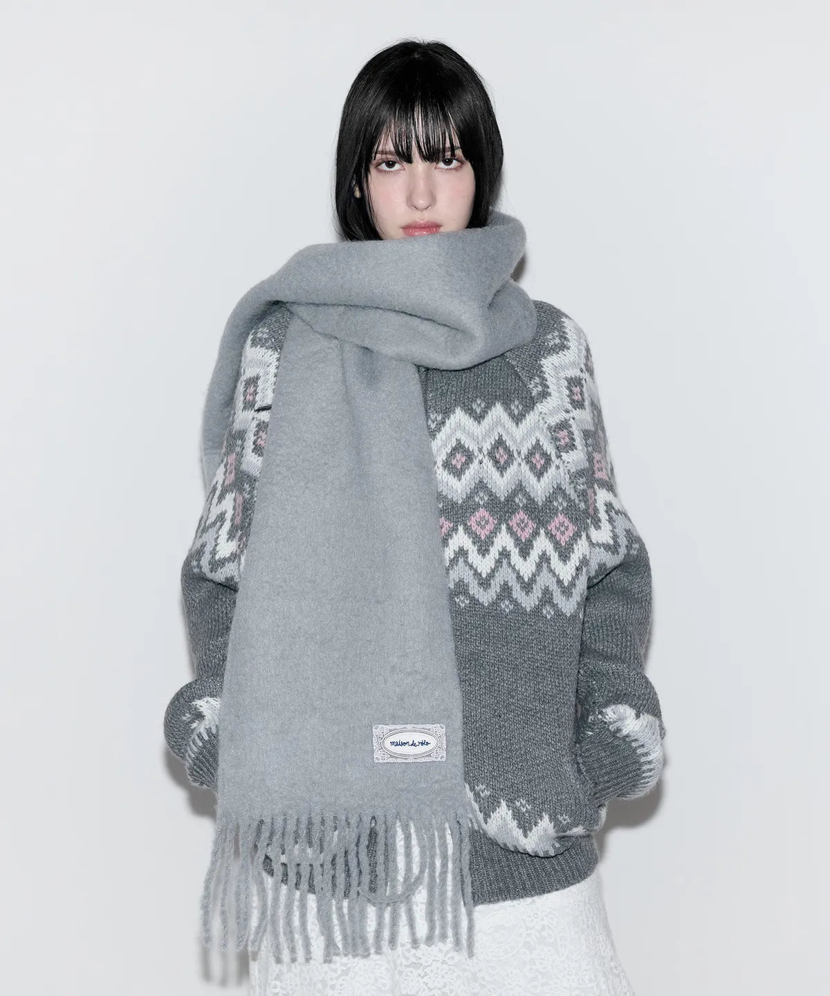 LACE LABEL HAIRY MUFFLER GRAY