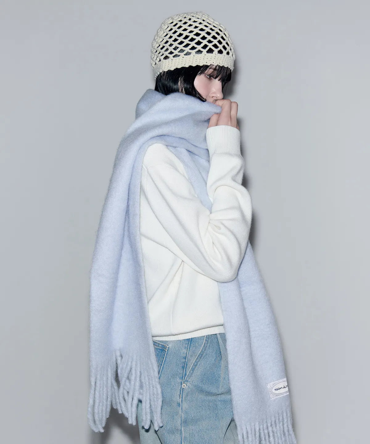 LACE LABEL HAIRY MUFFLER SKY #AHYEON同款!