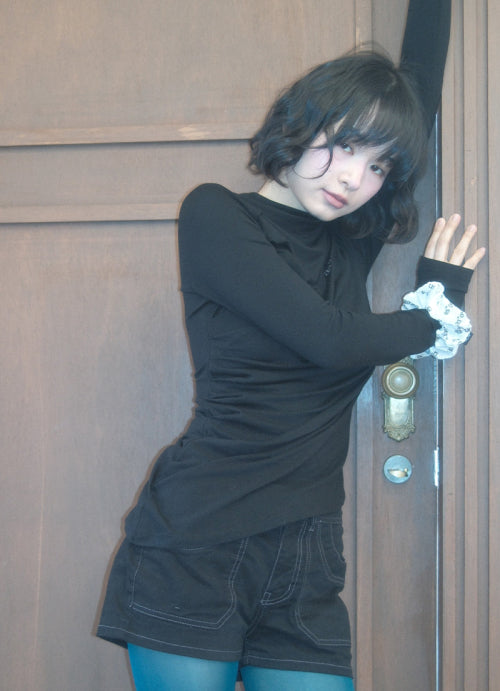 VEIL HIGH-NECK TEE - 3 COLORS