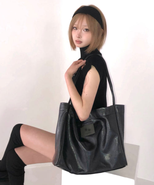 BIG LEATHER SHOULDER BAG BLACK