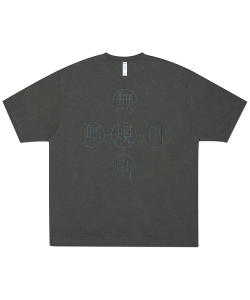 無規則 ORBIT CROSS T-SHIRT - BLACK - 2 COLORS