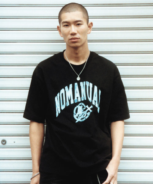 T ARCH LOGO T-SHIRT - BLACK - 3 COLORS