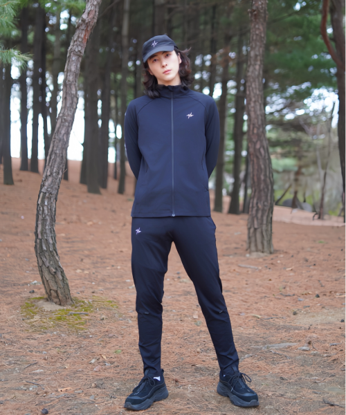 ALL-WEATHER STRETCH PERFORMANCE TRAINING PANTS AS SHOWN