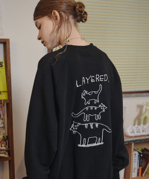 LAYERED CAT EMBROIDERY SWEATSHIRT - 2 COLORS BLACK