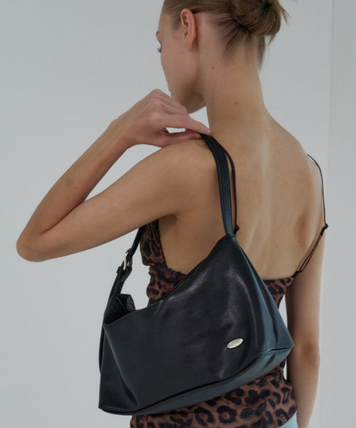 EVELYN SHOULDER BAG - 4 COLORS BLACK