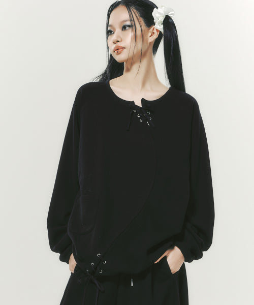 STAR APLIQUE CREWNECK WHITE - 2 COLORS