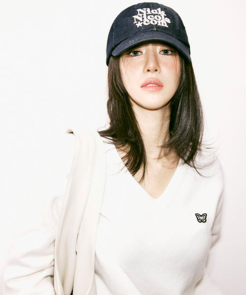 BUTTERFLY PATCH V-NECK KNIT #徐睿知同款! - 3 COLORS AS SHOWN