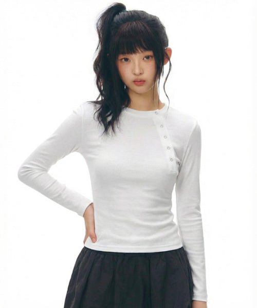 DIAGONAL SNAP BUTTON SLEEVE LONG - 2 COLORS WHITE