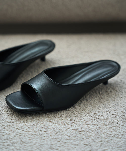 MIRA MODERN SQUARE HEEL BLACK